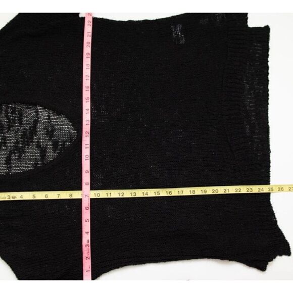 HELMUT LANG
Irregular Silk Sweater Size S (P) - Picture 10 of 12